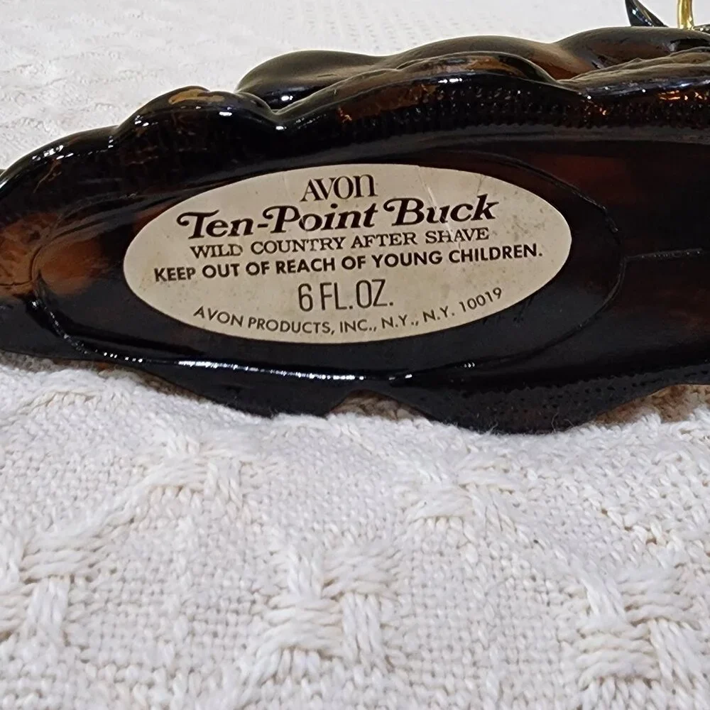 Vintage Avon TEN POINT BUCK DEER Brown Glass Bottle Wild Country Scent 7/8 Full